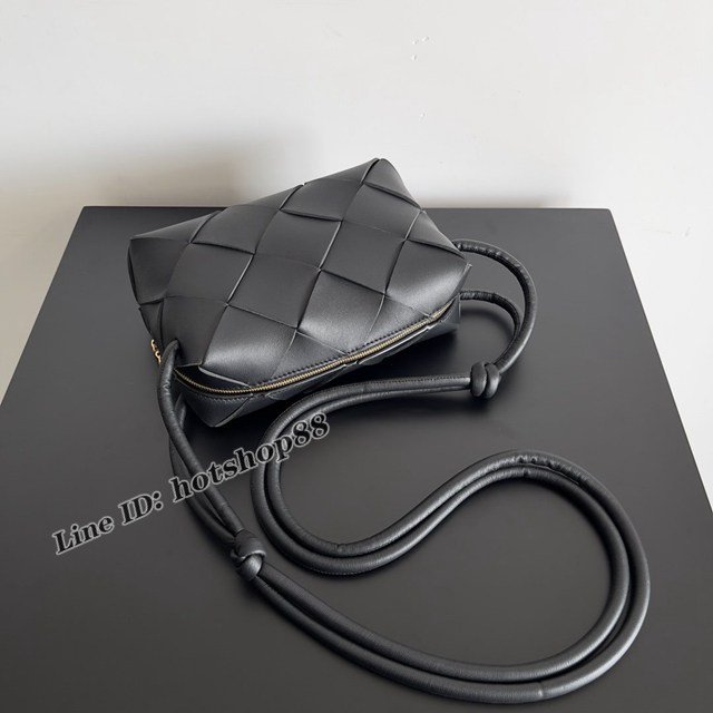 BV專櫃新款手工編織女包 葆蝶家大編織相機包 709417 bbv1693